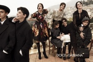 dolce-gabbana-ad-campaign-fall-winter-2012-13-the-sicilian-charm-1-550x366